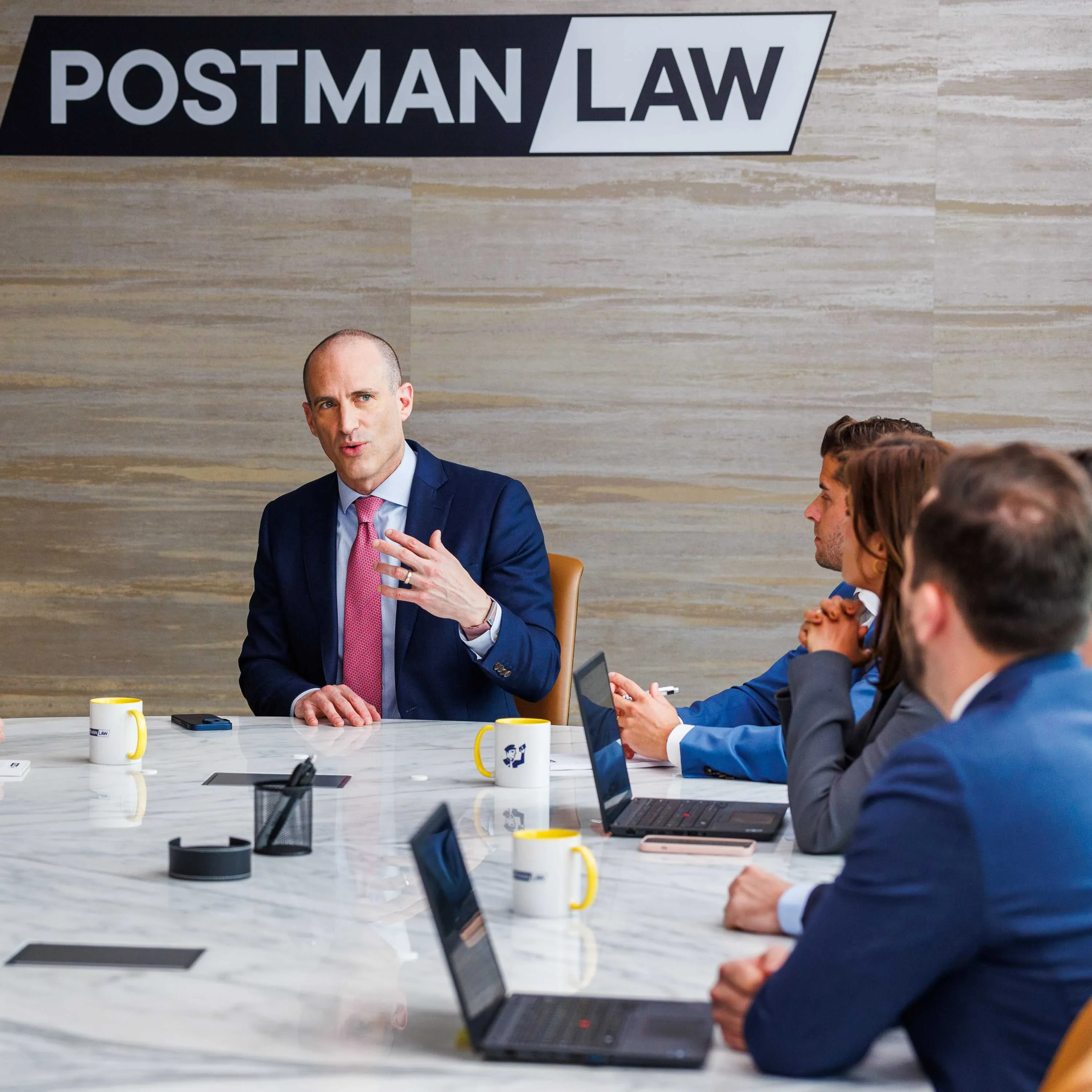 Postman Law Abogados de accidentes de camiones